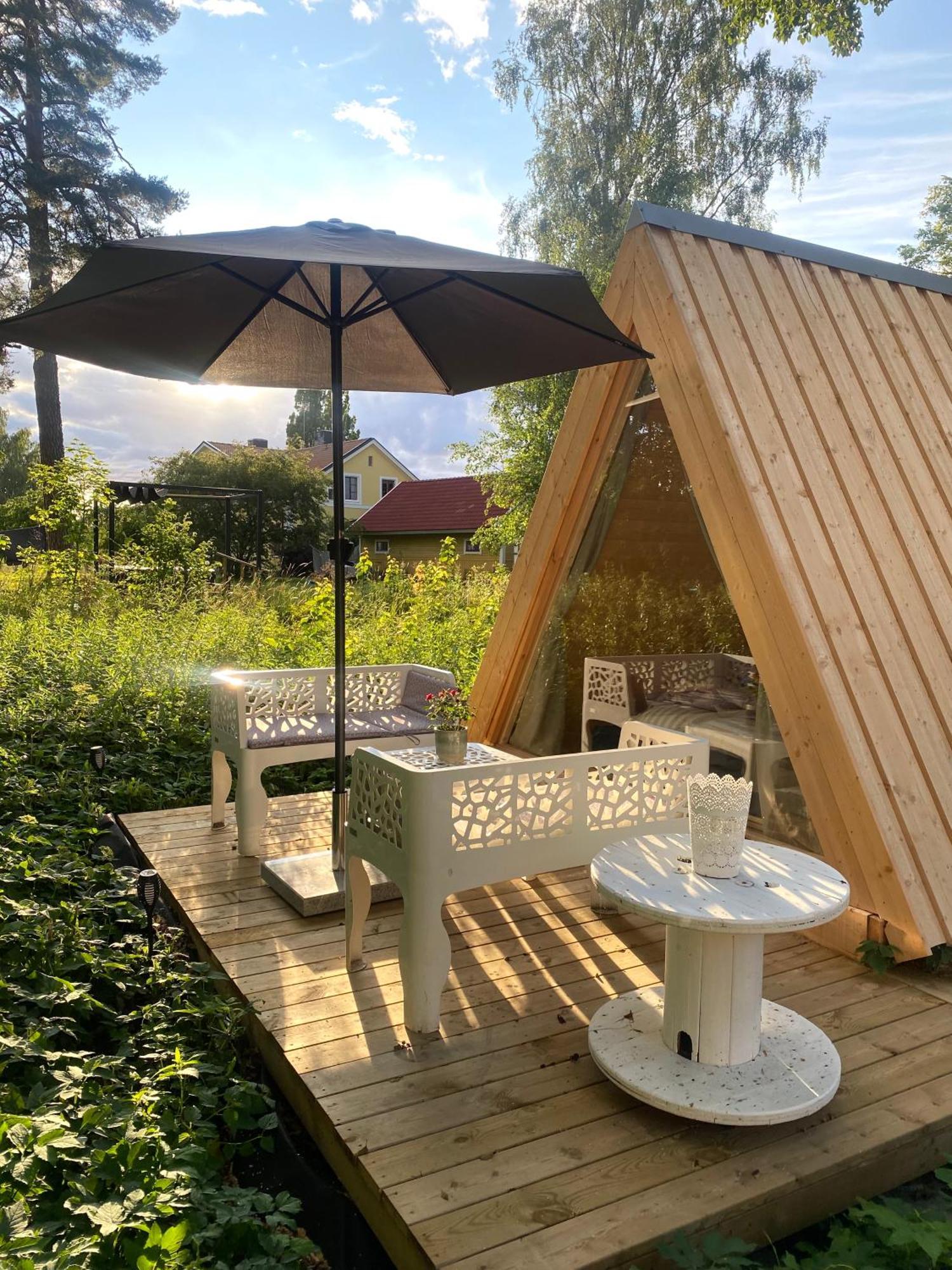 Отель Soerby Glamping Klockrike Экстерьер фото
