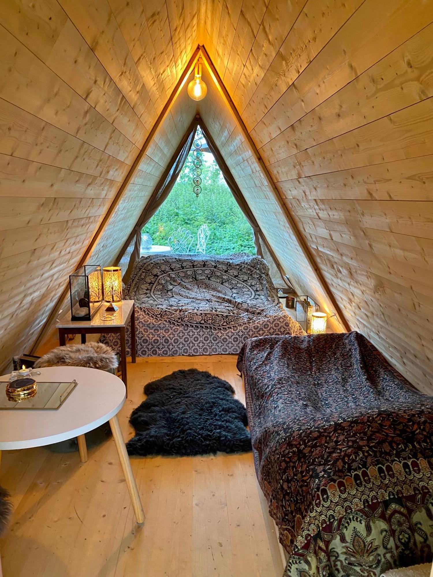 Отель Soerby Glamping Klockrike Экстерьер фото
