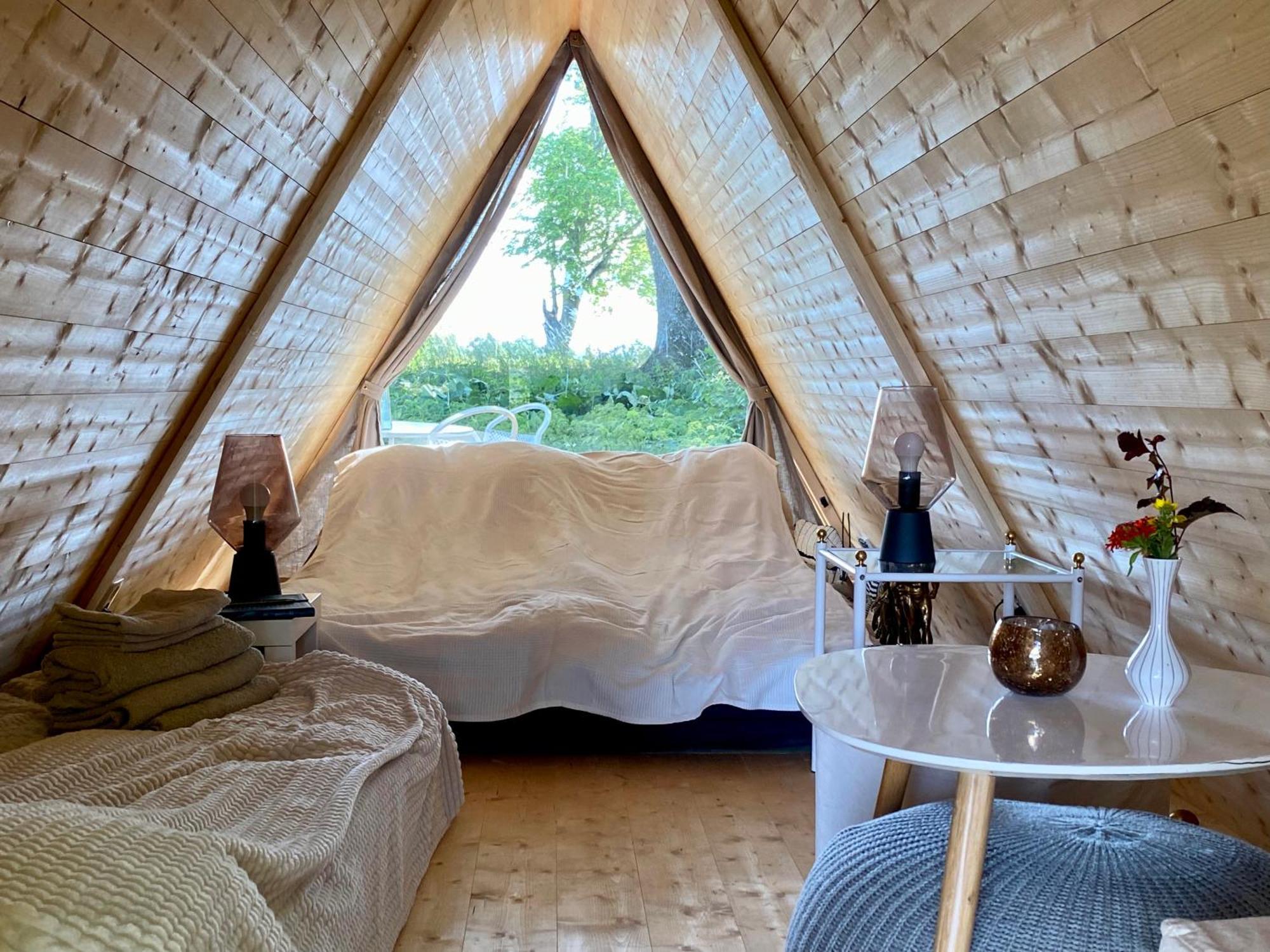 Отель Soerby Glamping Klockrike Экстерьер фото