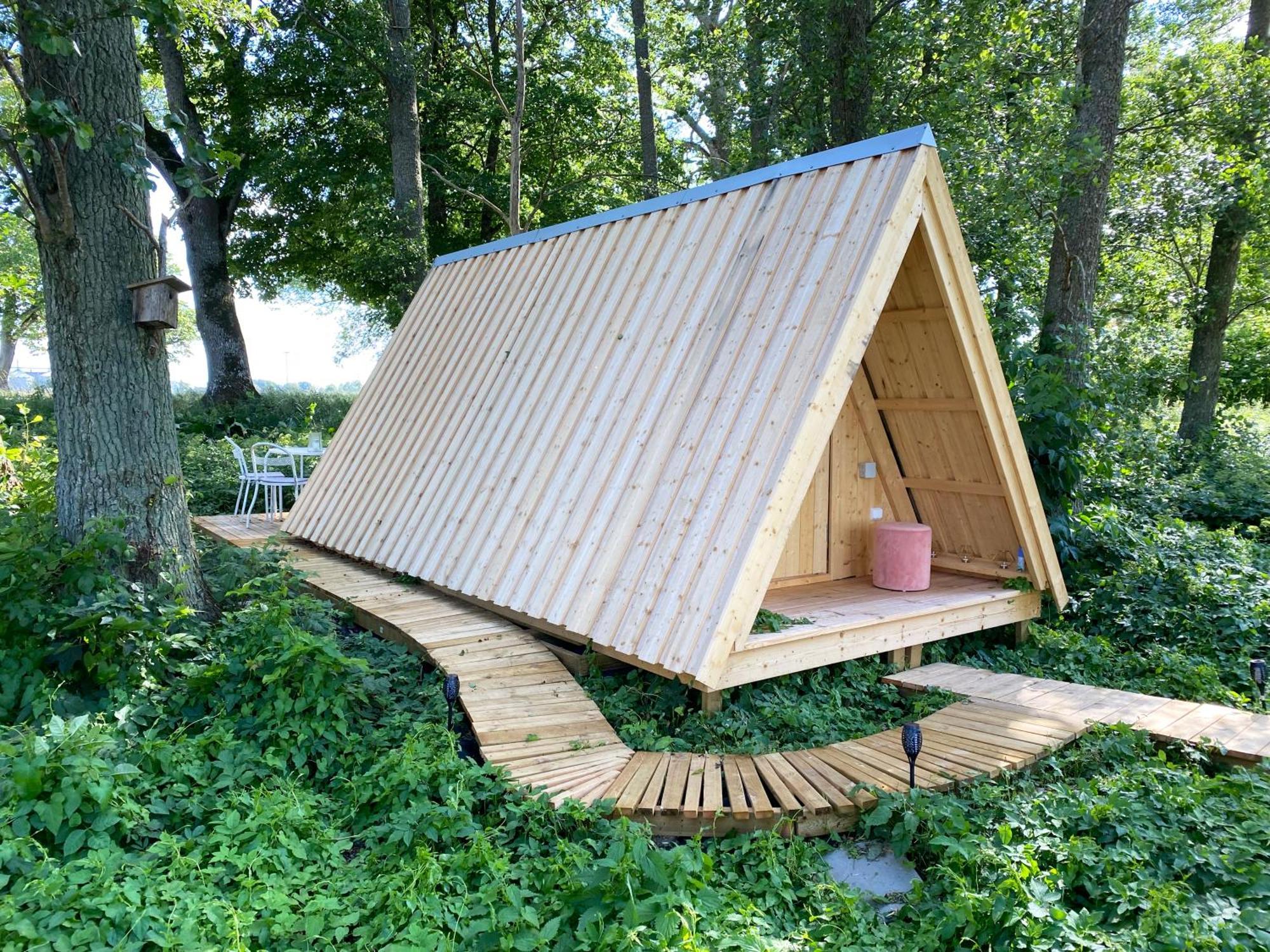 Отель Soerby Glamping Klockrike Экстерьер фото