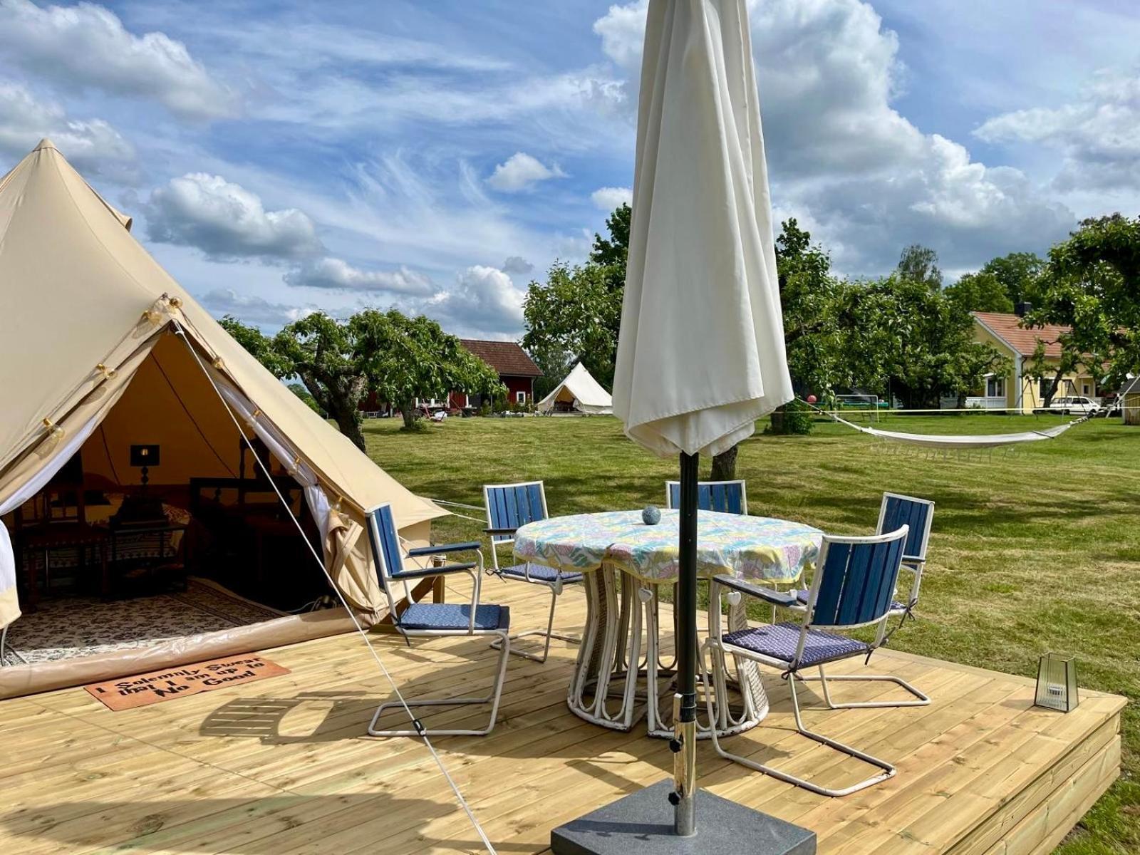 Отель Soerby Glamping Klockrike Экстерьер фото